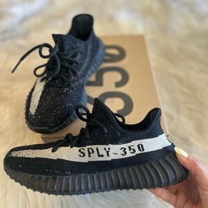 Yeezy Boost 350 V2 Black/White Stripe Sneakers
